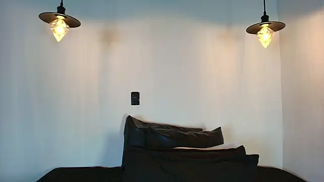 Alien_eyes09 - Good girl