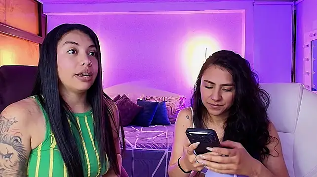 Kloe28 - biting buttocks