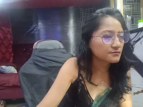 AdelinaMiran - DILDO GRANDE ANAL