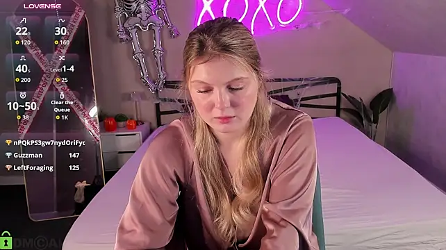 Nancy_Boone - suck+lick finger
