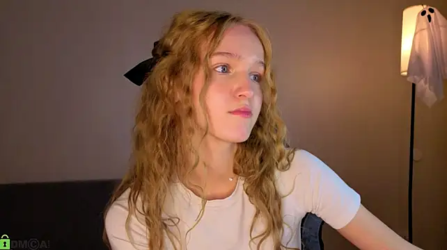 Sue_dream - booty tease