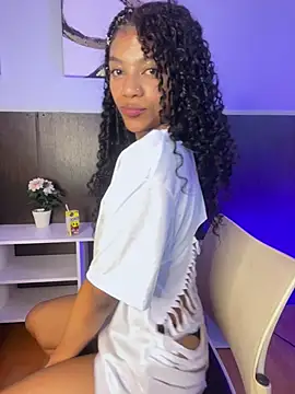 LiliMorado - 5 SPANKS WITH OIL