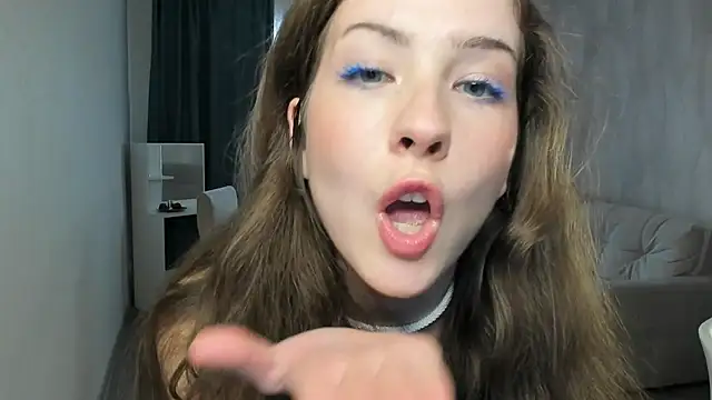 HollyMorris - Show u my armpits