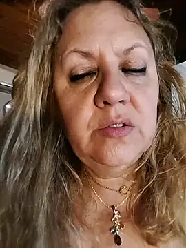 JennyInVegas - SUCK A HUGE DILDO