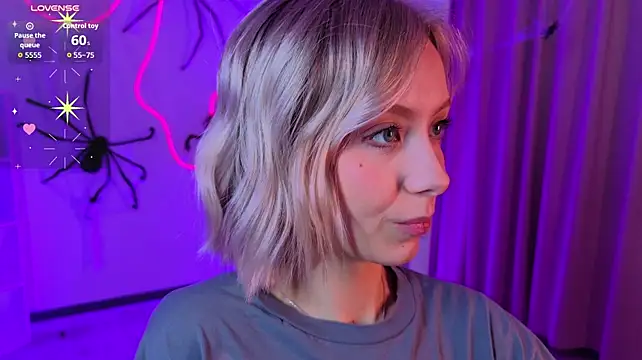 Bowbb - flash tits