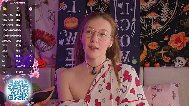 Lyra_thenymph - 💚Soft pinch and play with my nipples💚