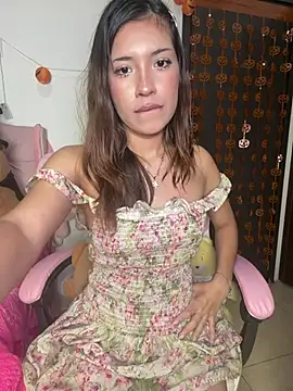 Selesumii - hand in pussy