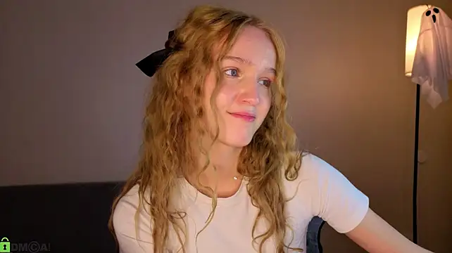 Sue_dream - booty tease