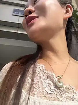 Yioyio-666 - jj抽插1分钟，最后完成任务可得小粉控制1分钟