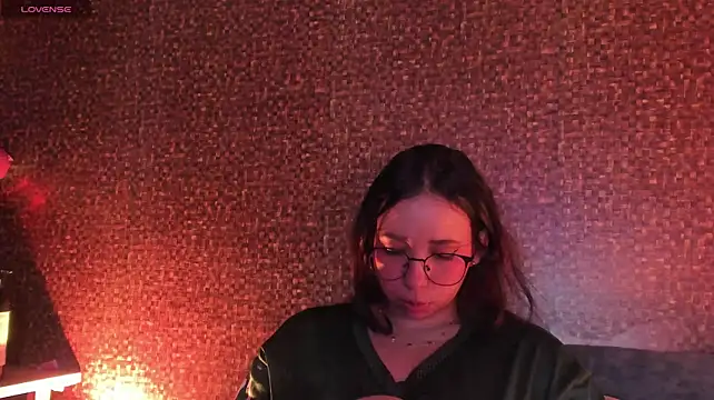 Apartment28 - 💦CUMMMM on her pretty face or mouth💦
