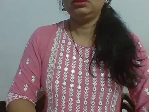 Marathi_q4een01 - LOVE ME
