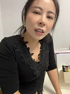 YaoYao8888 - 脱掉内裤直播3分钟