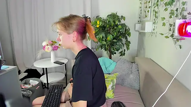 Eda_Vixen - Eat a cookie