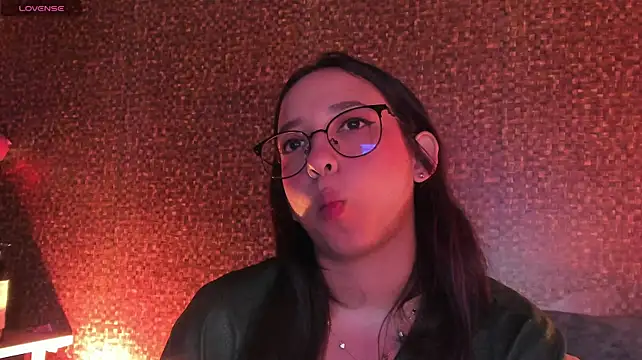 Apartment28 - 💦CUMMMM on her pretty face or mouth💦