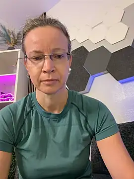 AnnikaRose - Naked Orgasmus + LT free clip