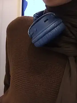 MisyonerNur - Dışarıda göğüslerini aç 😅