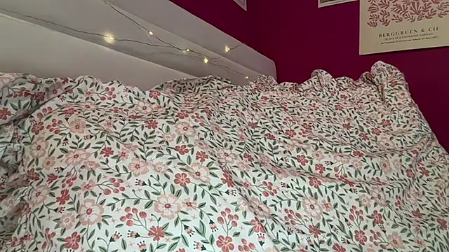 Rileybellee - panty & chair tease