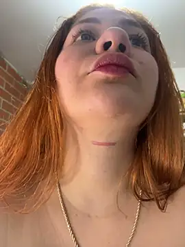 Celestedubois - SHOW PUSSY IN CLOSE-UP ⭐