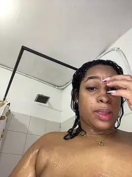 NV-Nikoll - naked + soap🛀🚿 + twerking😈