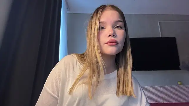 KrystinaBelgard - A little dance for you