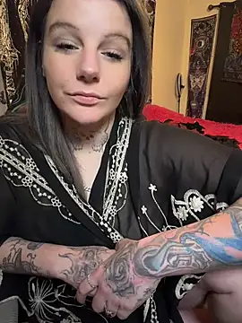 Royal9123 - Need new Nails guys.. Make me squirt