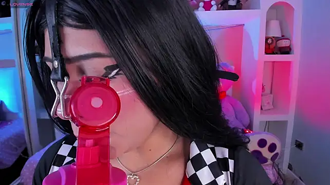 Miss___megan - Show Pussy Close up