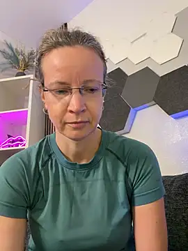 AnnikaRose - Naked Orgasmus + LT free clip