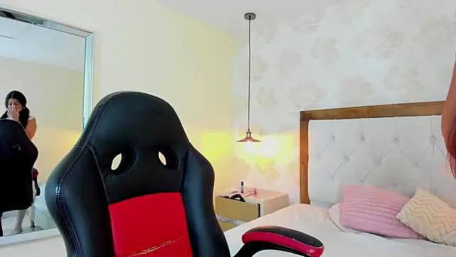 ZOE_COLLINS4 - Show cum