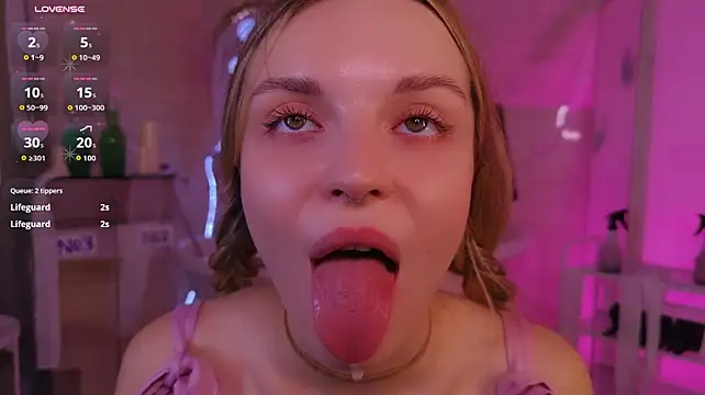 Reychellle - deep blowjob on the fingers