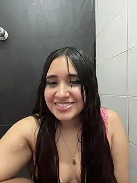 Samantthaescobar - Ride dildo in pussy