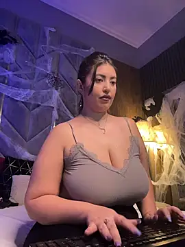 CleoLangley - 🔥 Curves on Full Display