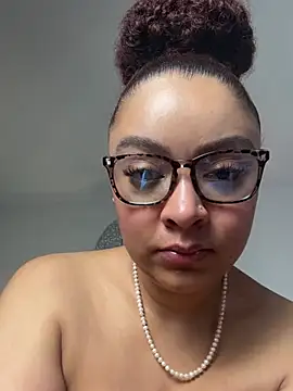 Bellababycams - Finger that kitty 🫦