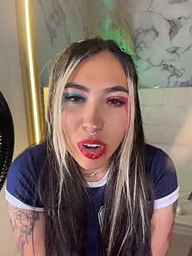 ManuelaVeeleez