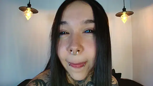 Alien_eyes09 - Good girl