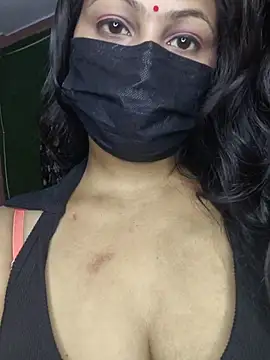 Desi_Couple_06 - Boobs oil massage 💦