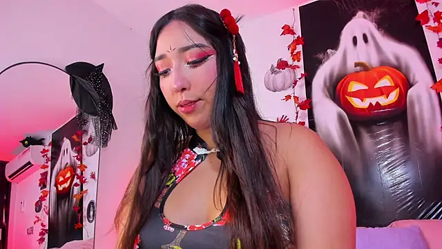Emily__walker - Fingers in pussy 👆🏽🍓