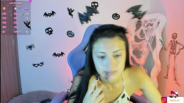 Kylie_Wet - 👀🍒 Show and Play Boobs 💦