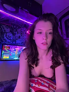 Lilactease - 🖌️🎨Lets play with UV body paint 🎨🖌️