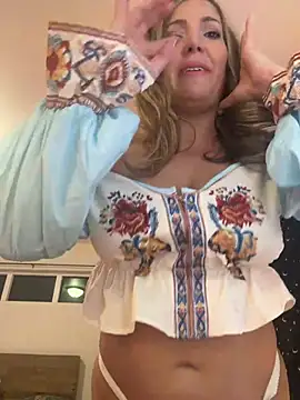 Hollyharmd - Ohhh Mommy 🥰 it’s playtime 🍆
