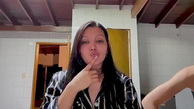 Marcella_and_laura - Lick pussy