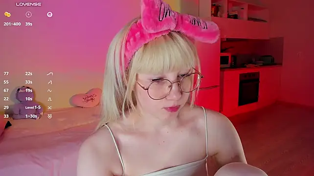 Allettaevee's Live XXX Chat