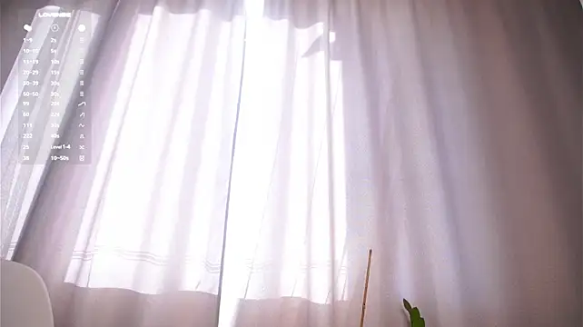 LinnHigh - Ride pillow + fingering my tight pussy