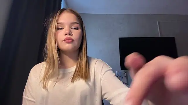 KrystinaBelgard - Flirty pose + photo moment