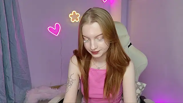 KellyMayy - boobs massage close up