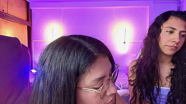 Kloe28 - biting buttocks