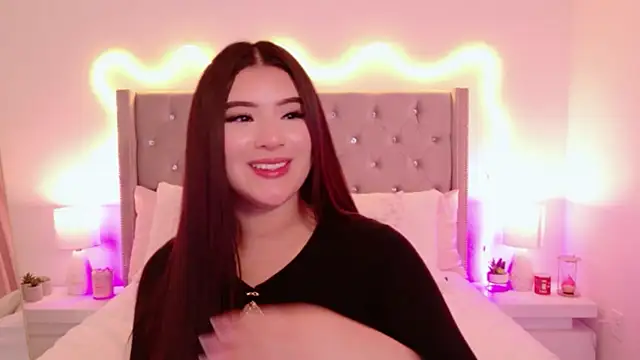 JuliaSUMMERS2022 - Enjoy my wet pussy