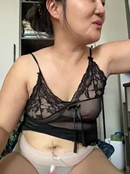 Amy1688 - 精油抹胸