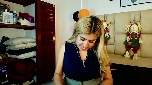 AdharaSmithh - cream in ass