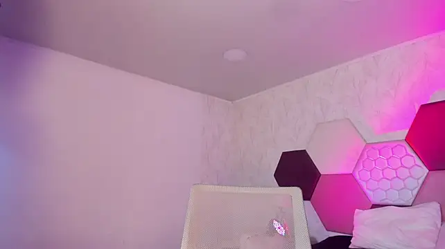 ArielleWilde - Fuck dildo+ squirt + control toy x 5 min