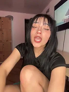 Baby_akuma0 - 🕸 SPANKS TITS X 4 + NIPPLES CLAMPS🦇